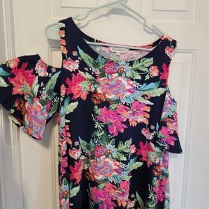 Navy floral top